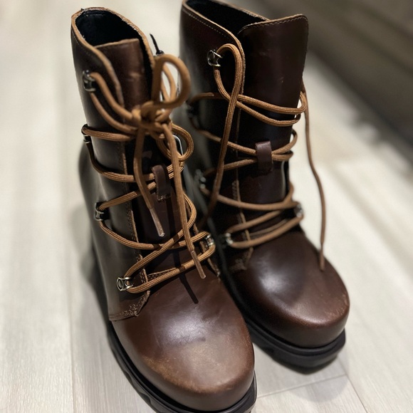NIB Sorel Joan of Arctic Wedge III waterproof Lace boot Hazelnut/Blackened Brown - Picture 3 of 14